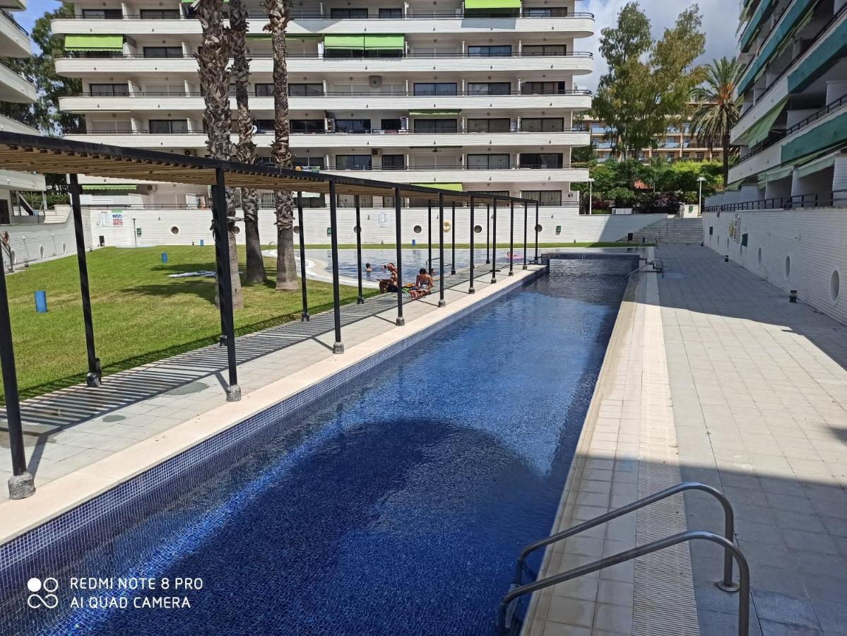Apartaments Familiar Cerca Port Aventura Salou Luaran gambar