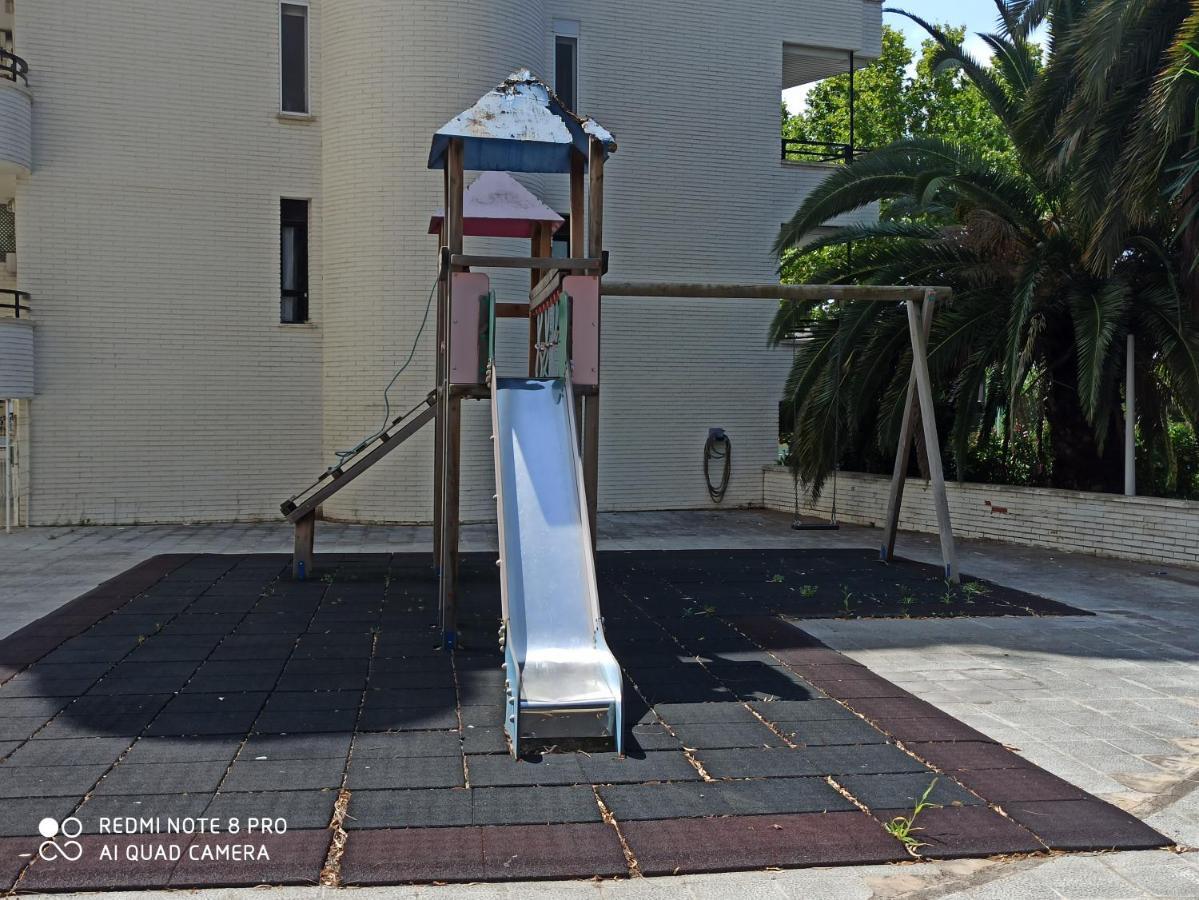 Apartaments Familiar Cerca Port Aventura Salou Luaran gambar